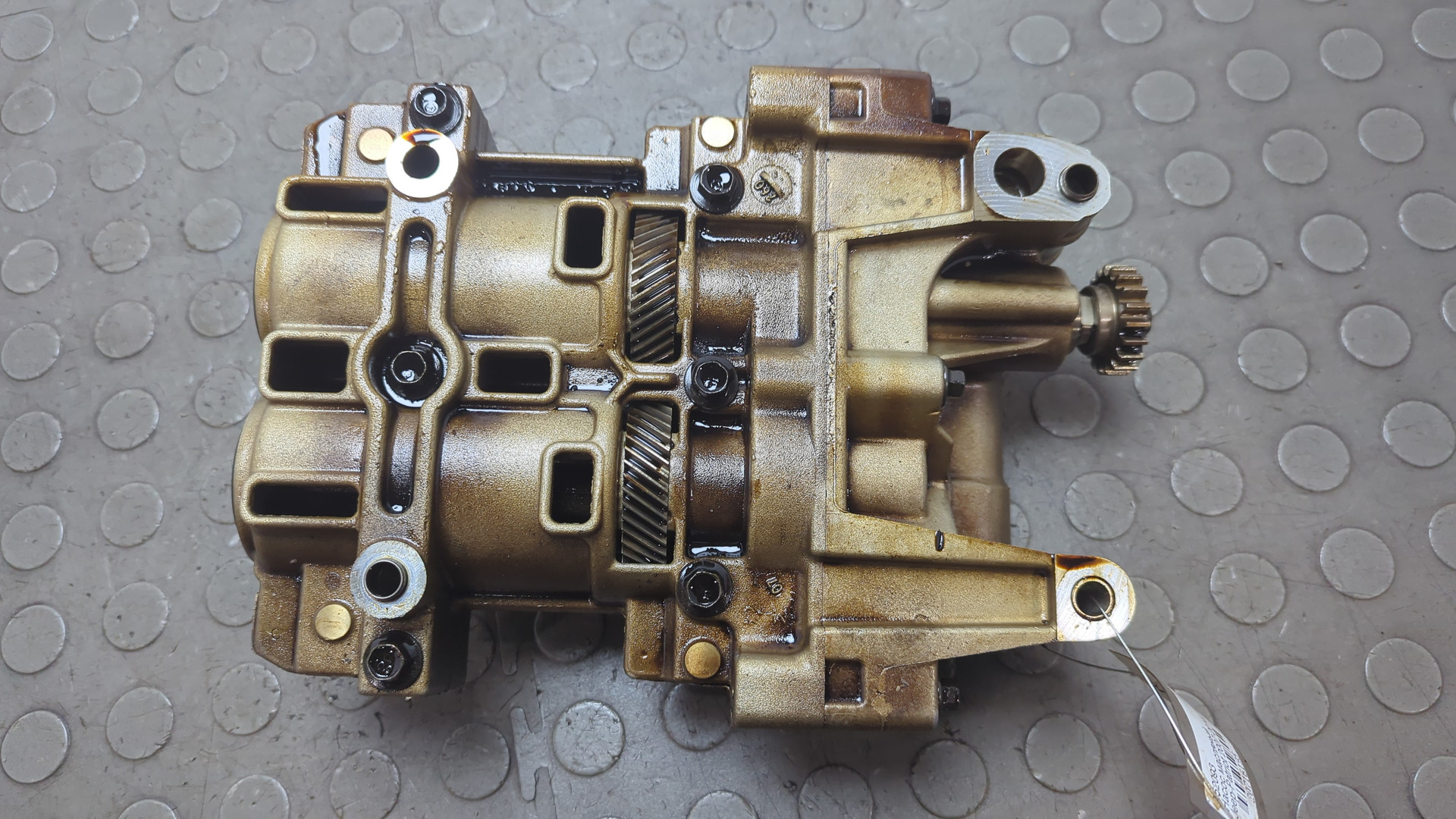 Насос масляный