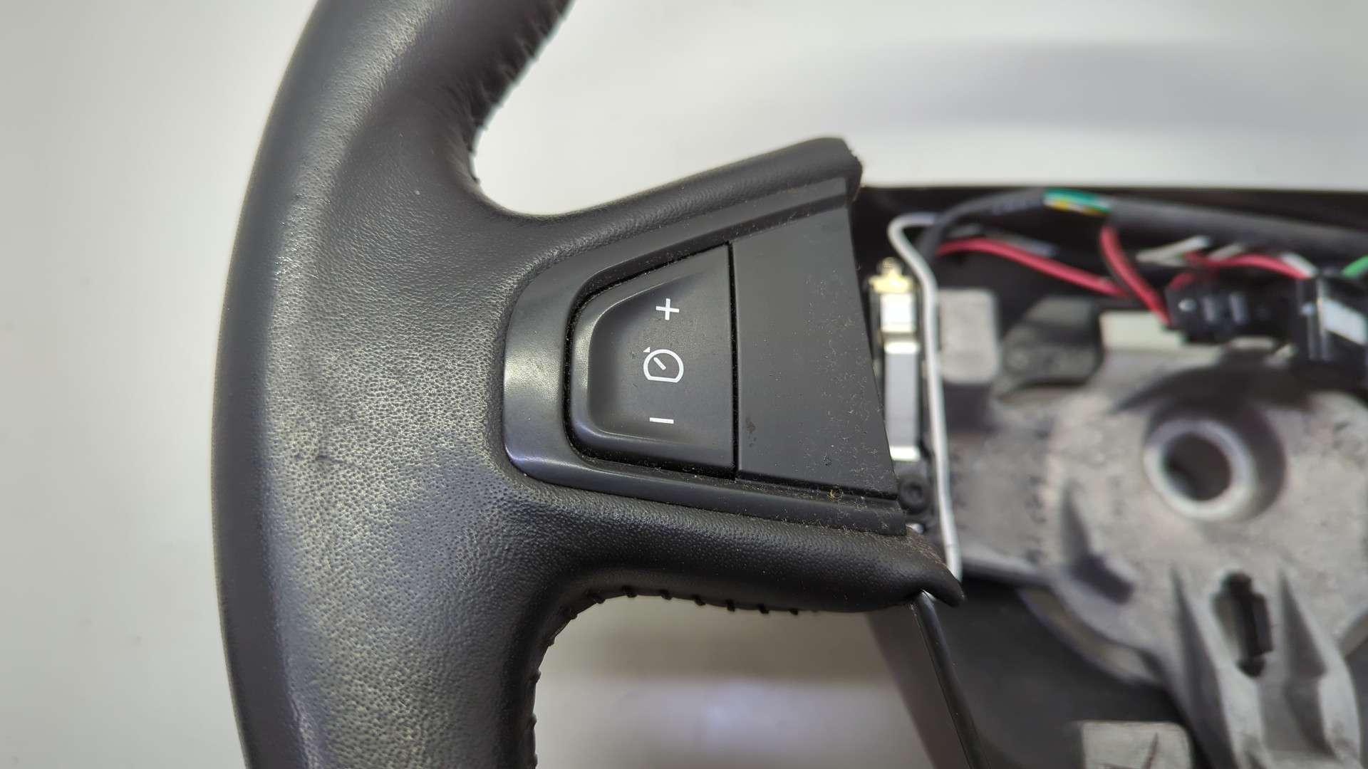 Рулевое колесо (руль)