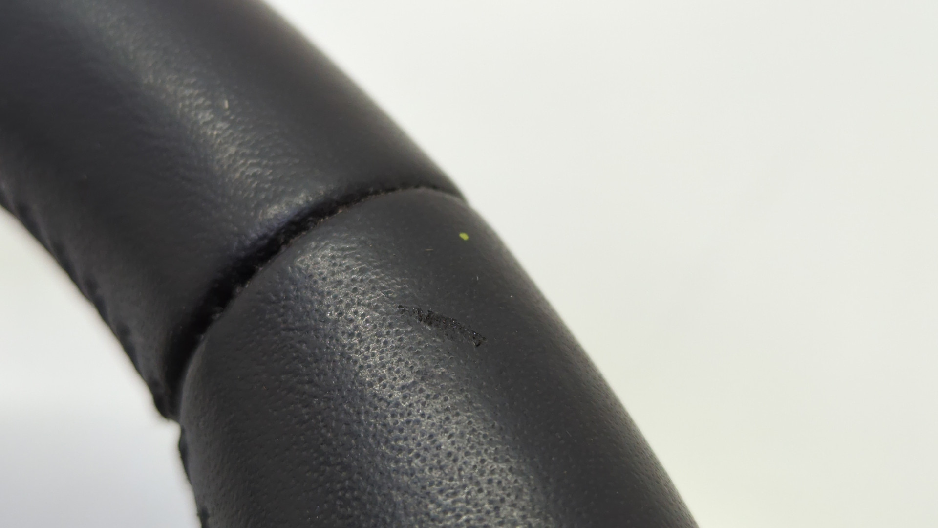 Рулевое колесо (руль)