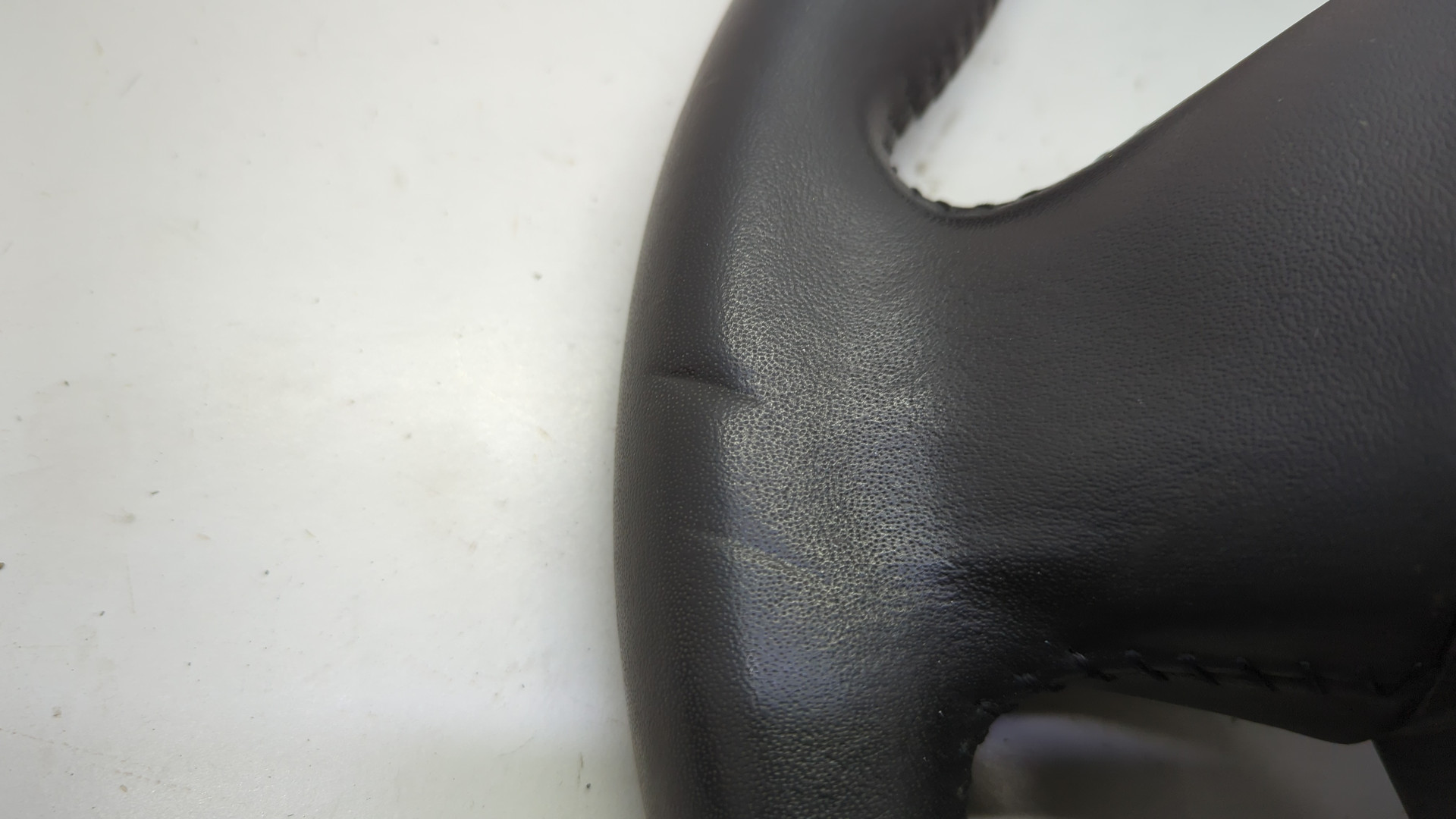 Рулевое колесо (руль)