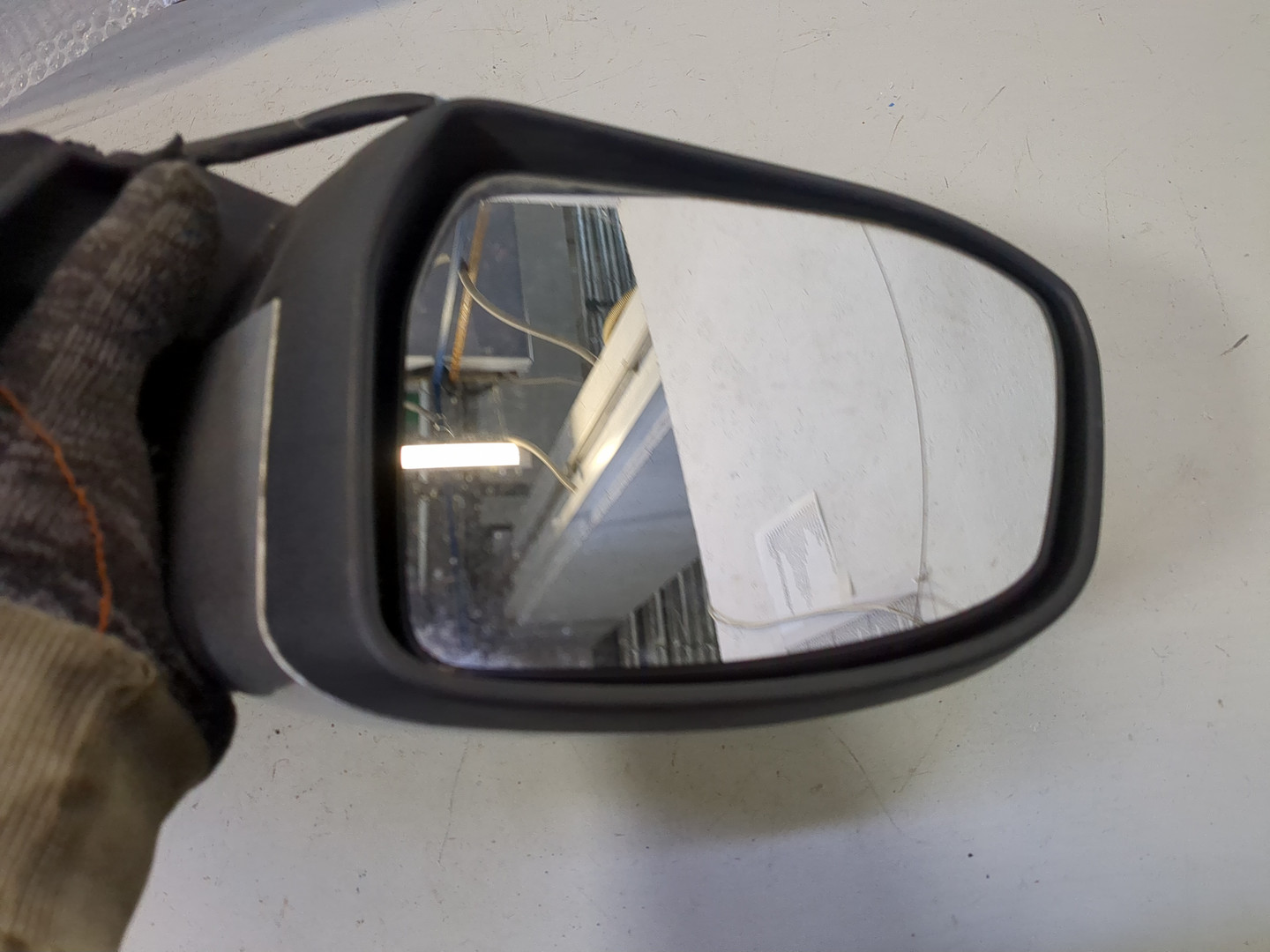 Зеркало левое электрическое