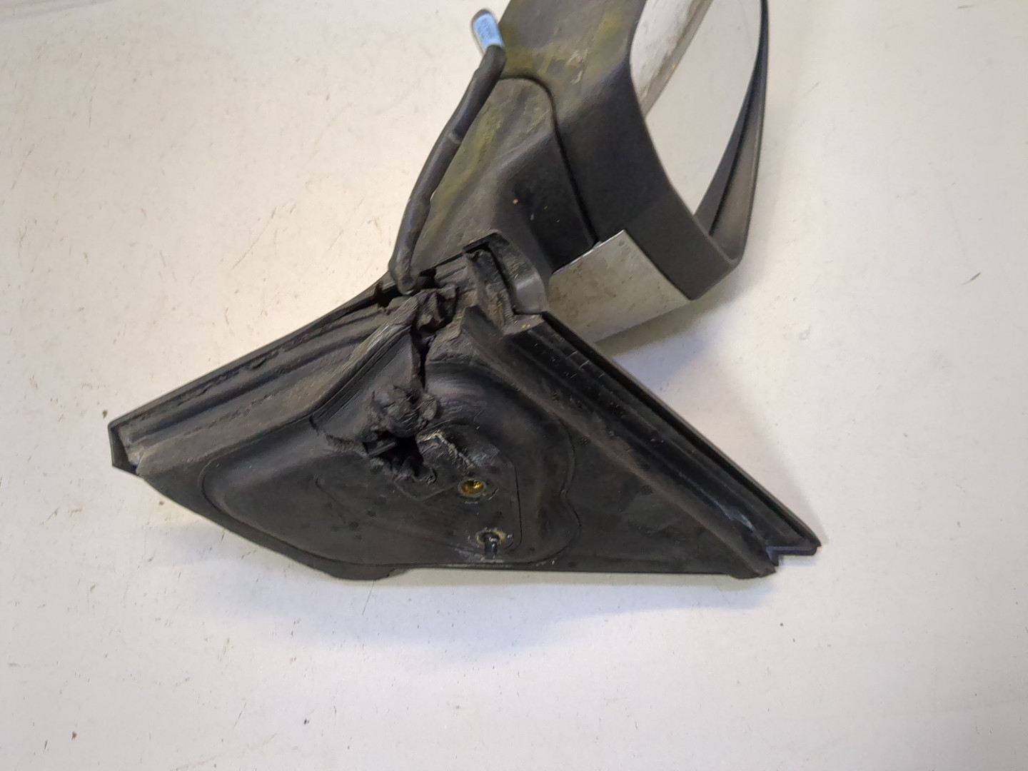 Зеркало левое электрическое