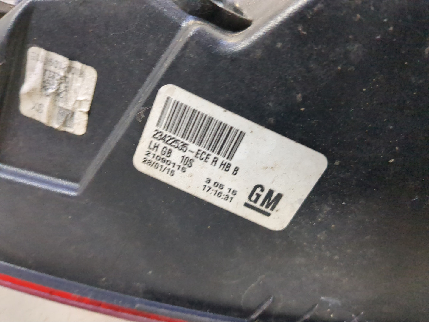 Фонарь задний левый