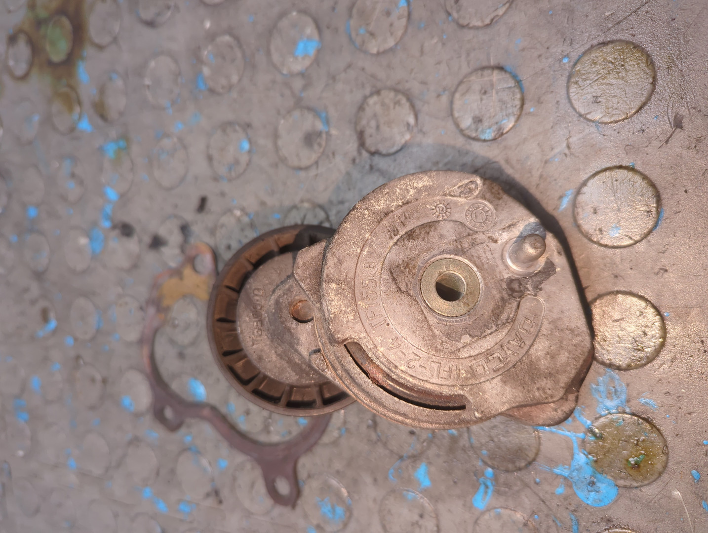 Натяжитель ремня