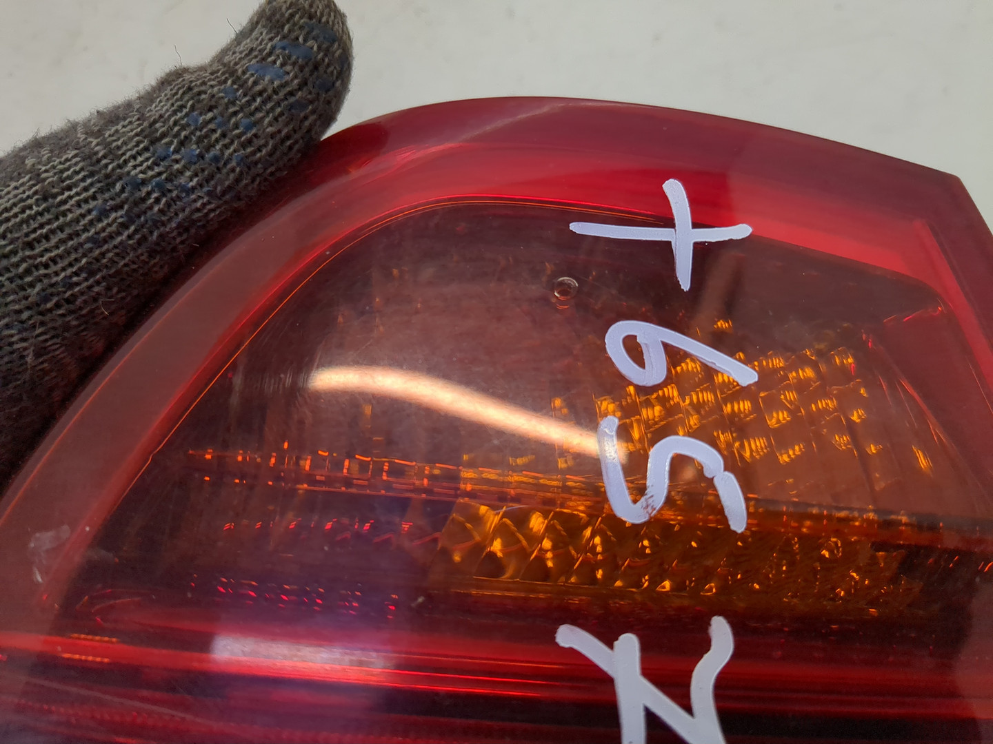 Фонарь задний левый