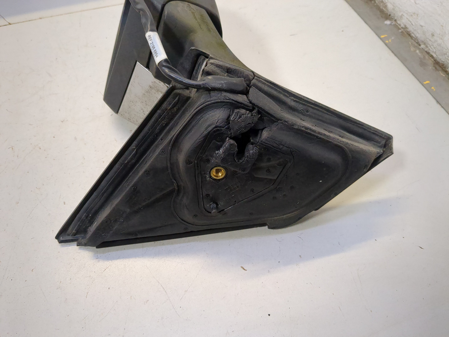 Зеркало правое электрическое