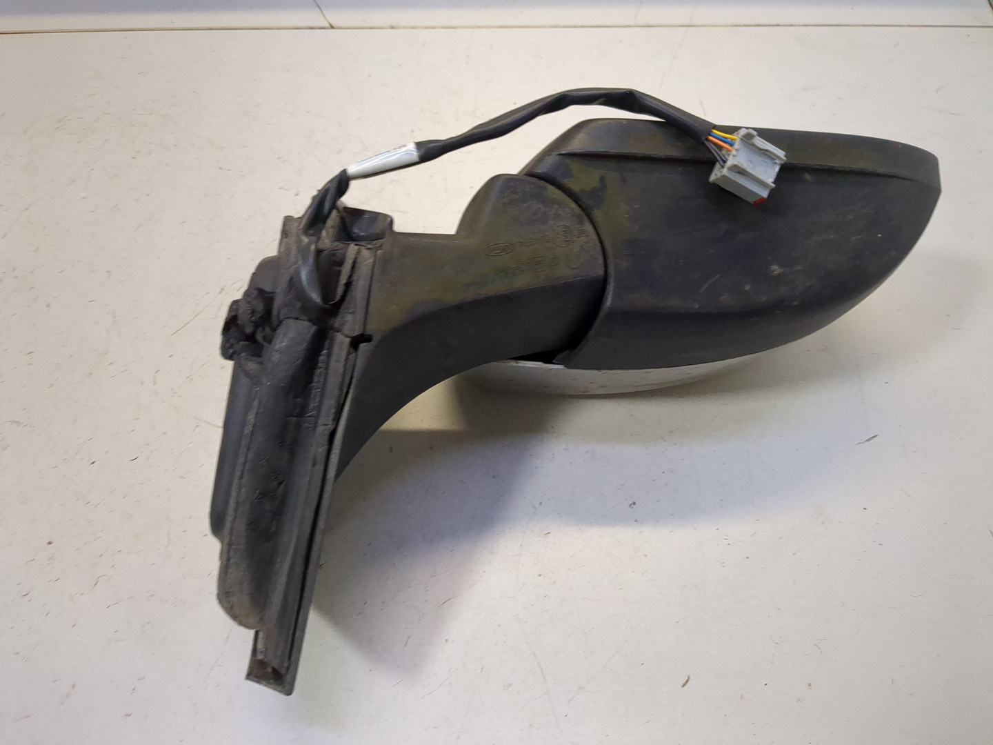 Зеркало правое электрическое