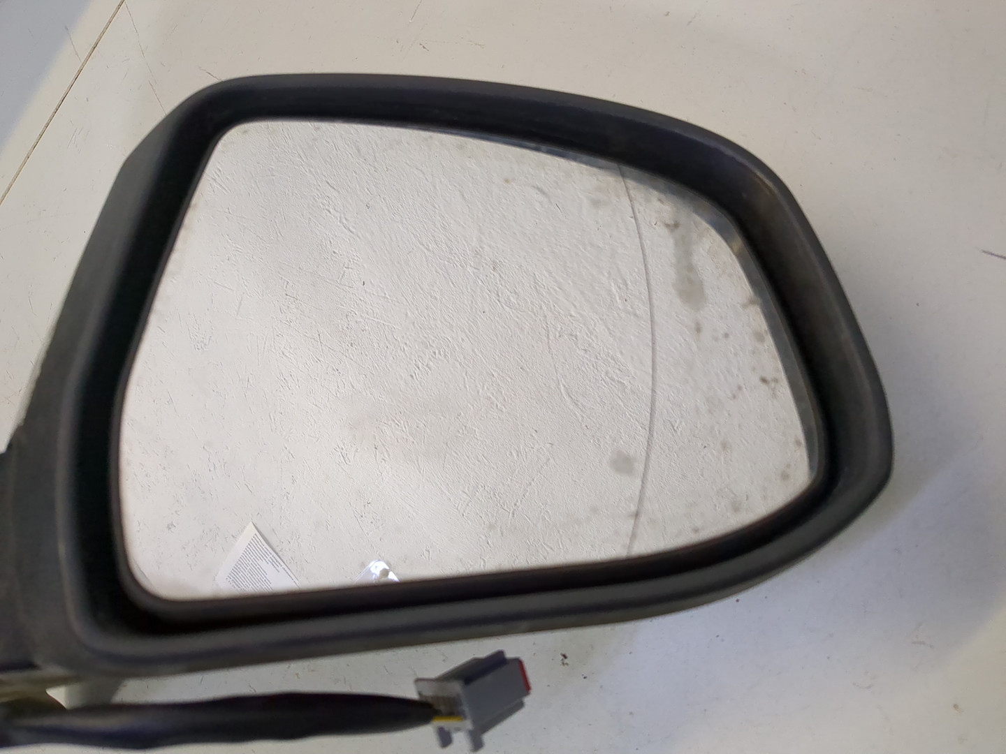 Зеркало правое электрическое