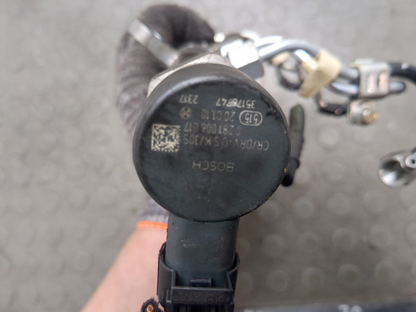 Рейка топливная (рампа)