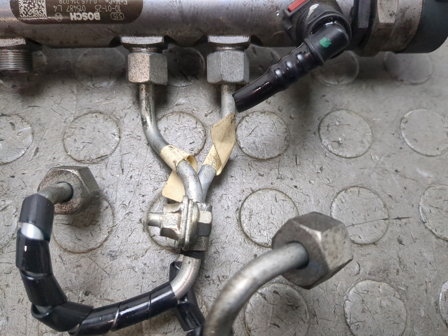 Рейка топливная (рампа)