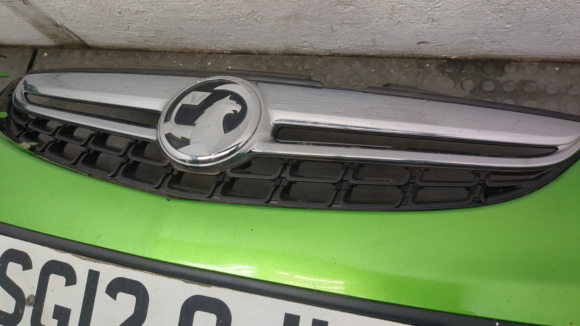 Бампер передний