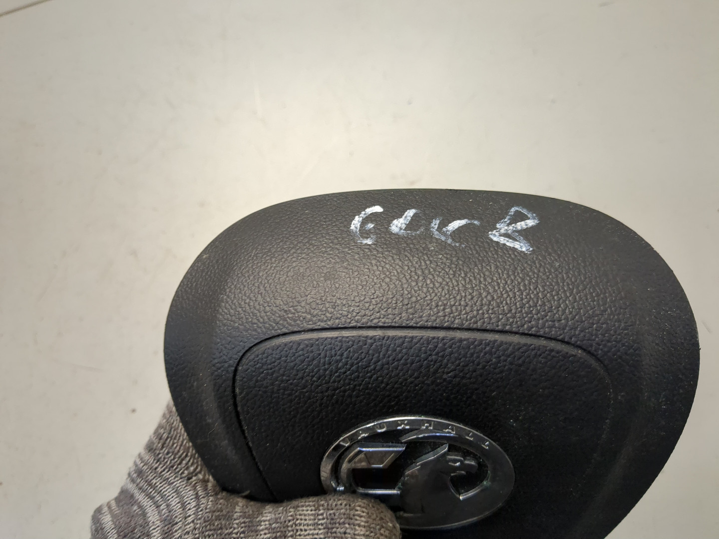 Подушка безопасности в рулевое колесо