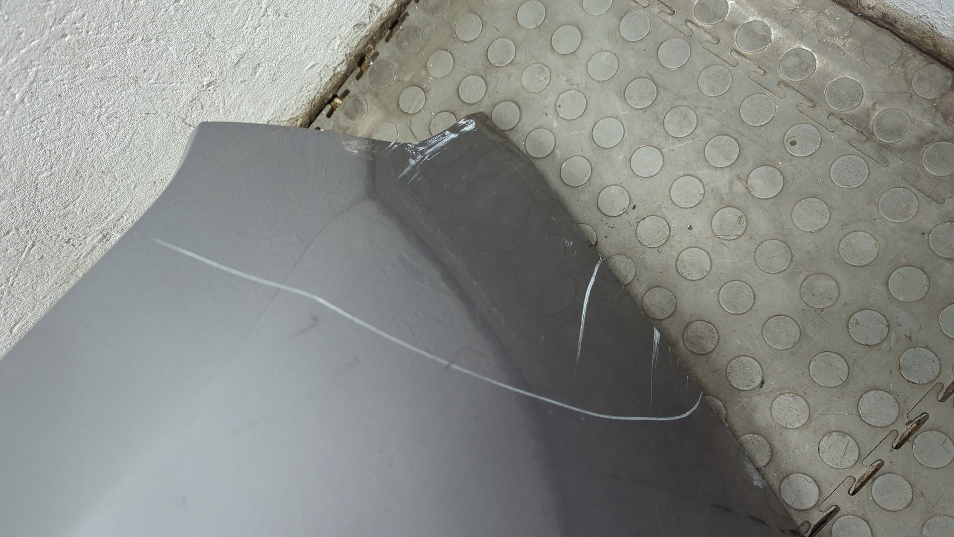 Бампер передний