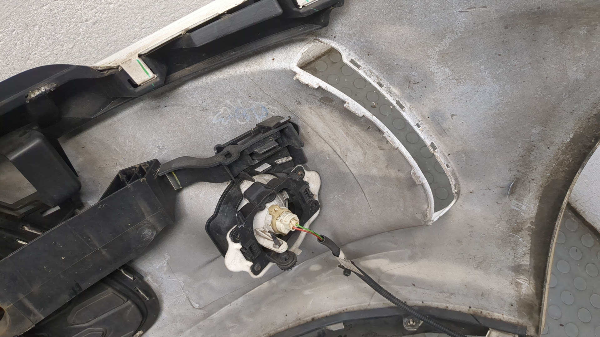 Бампер передний