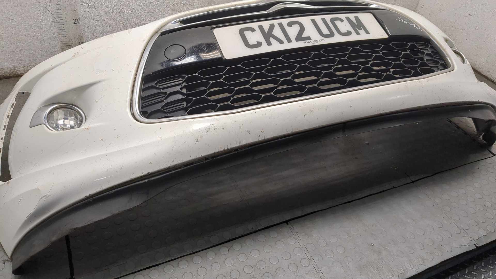 Бампер передний