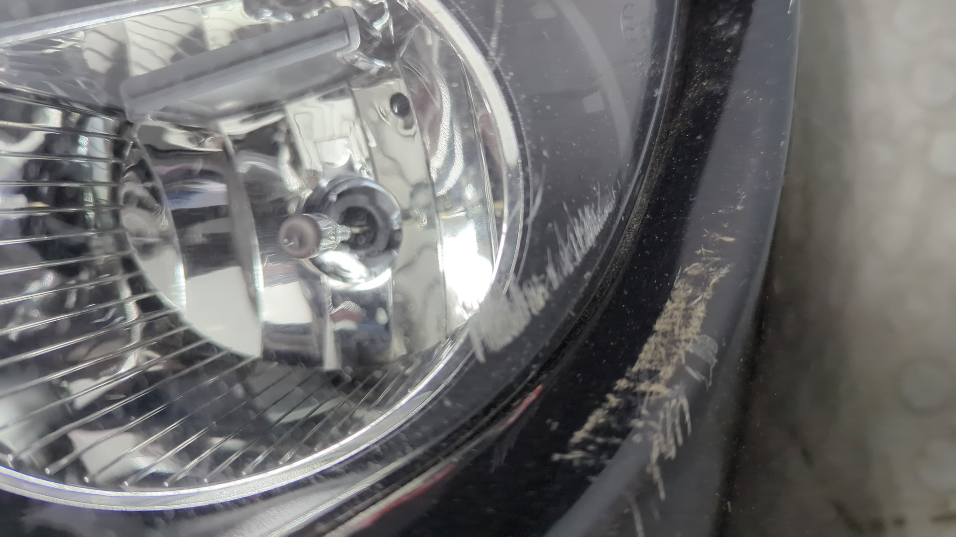 Бампер передний