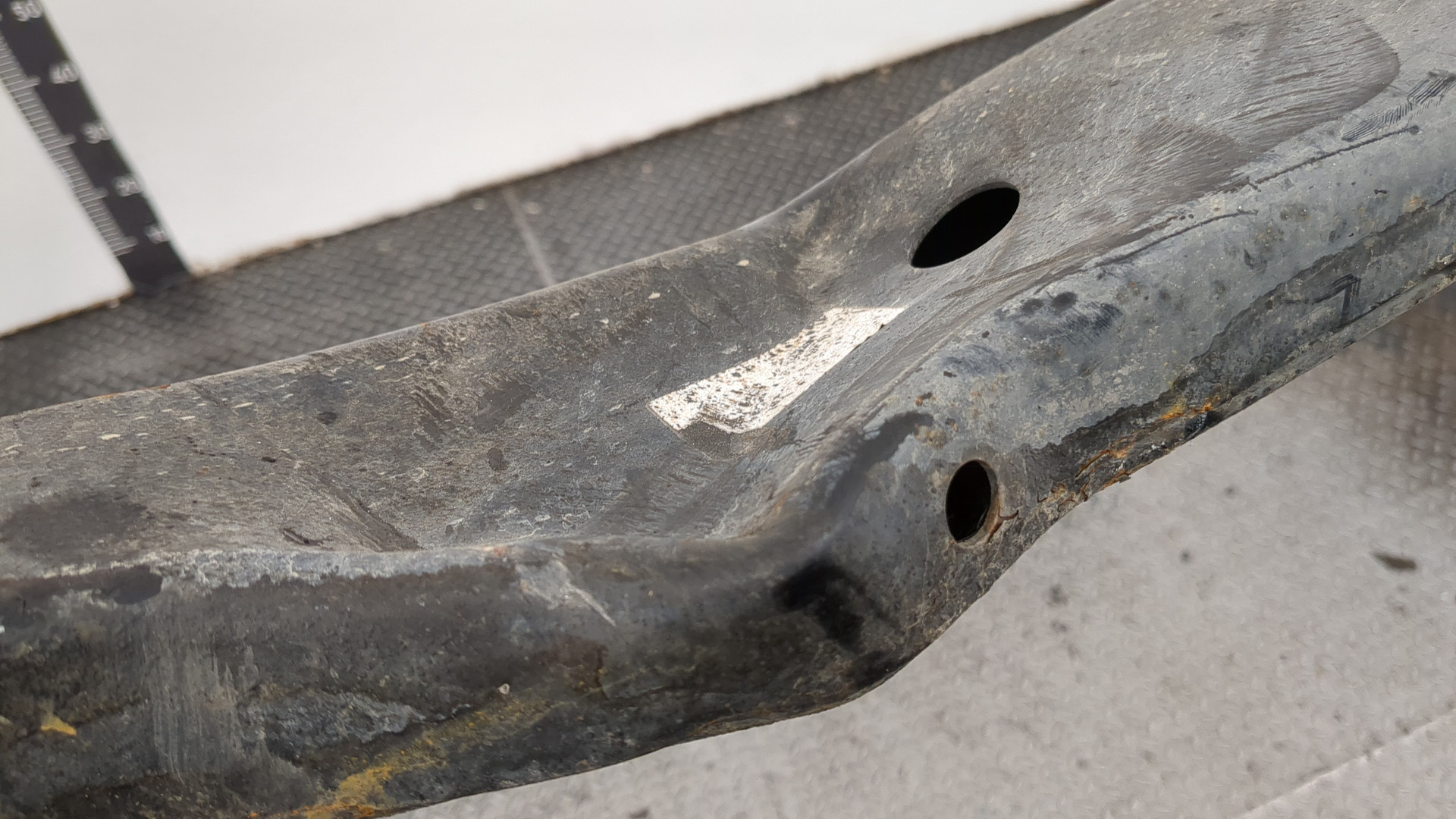 Балка задняя