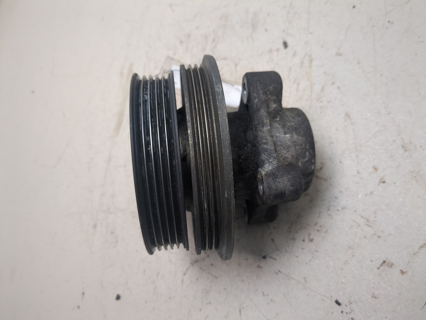 Натяжитель ремня