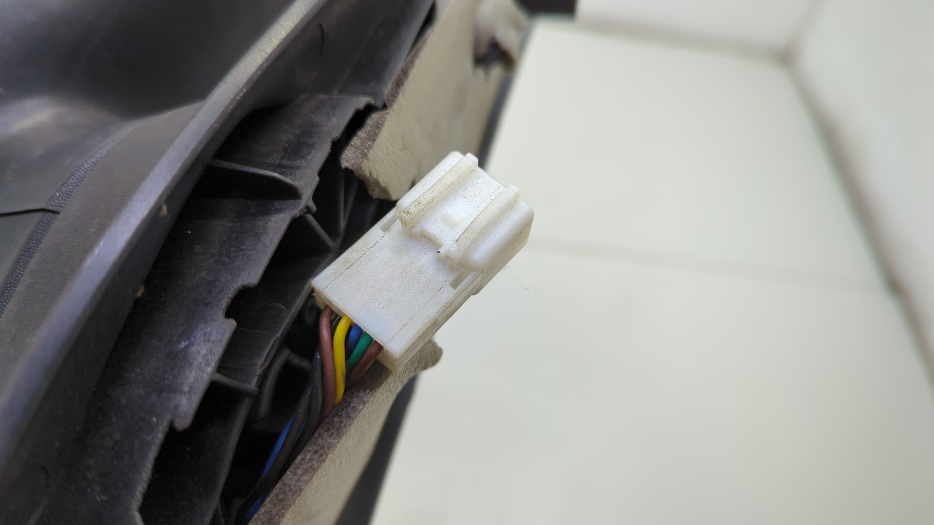 Зеркало правое электрическое