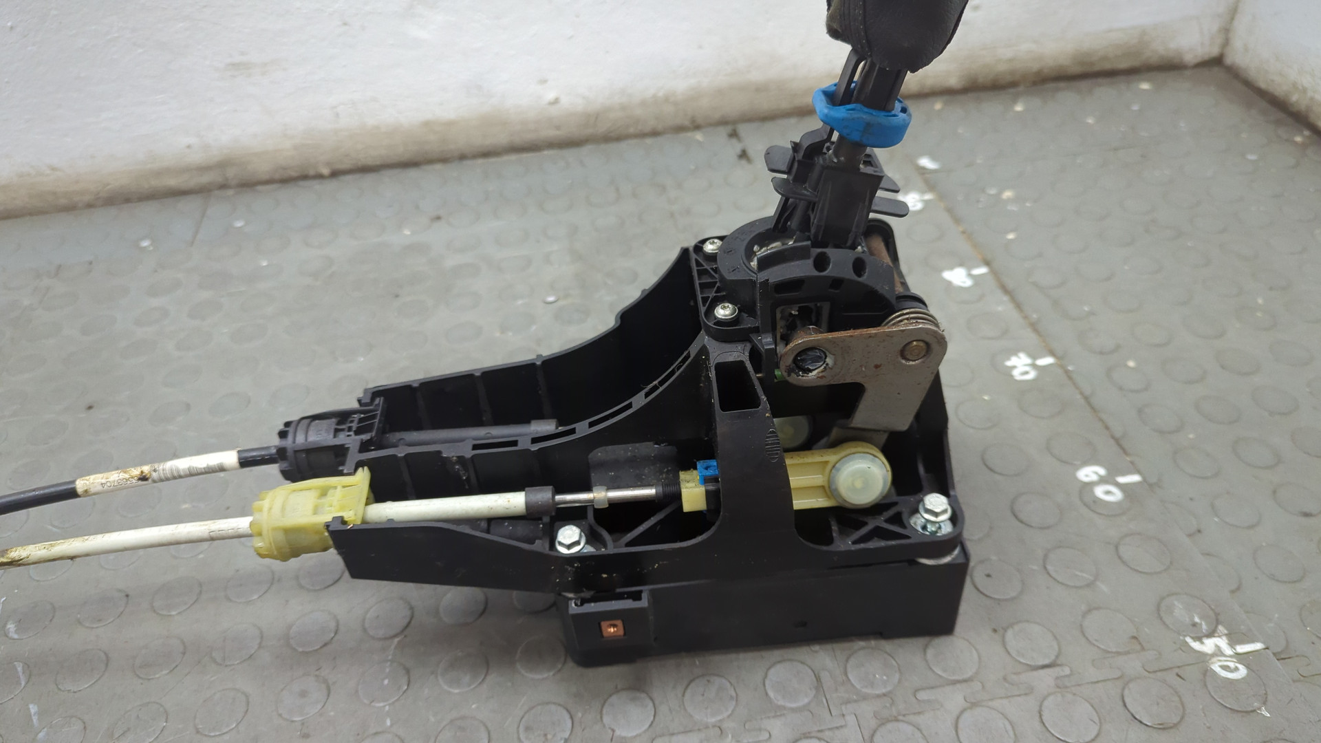 Кулиса МКПП / АКПП