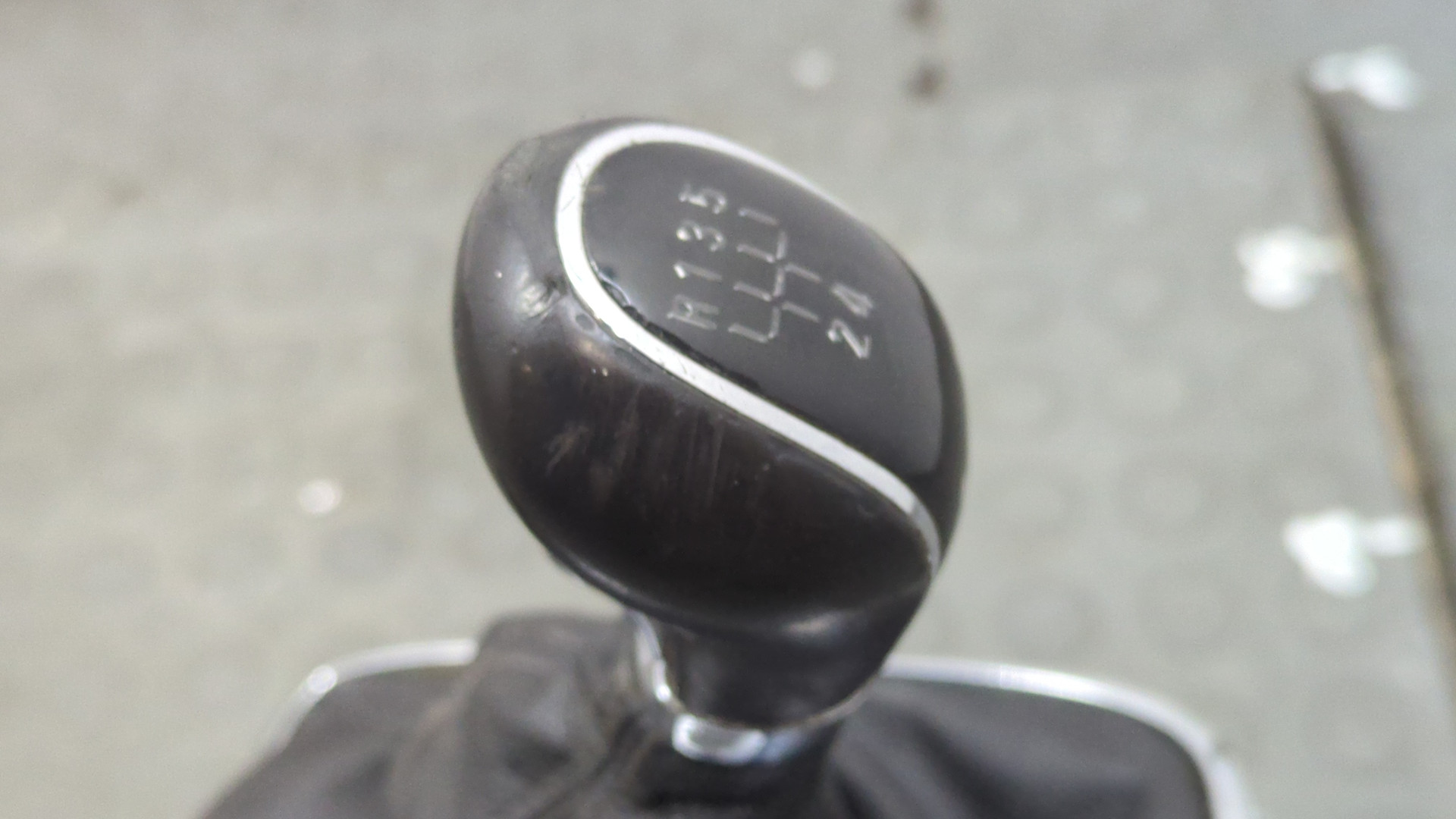 Кулиса МКПП / АКПП