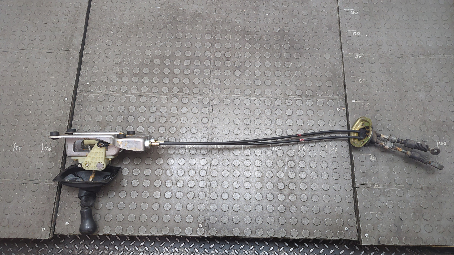 Кулиса МКПП / АКПП