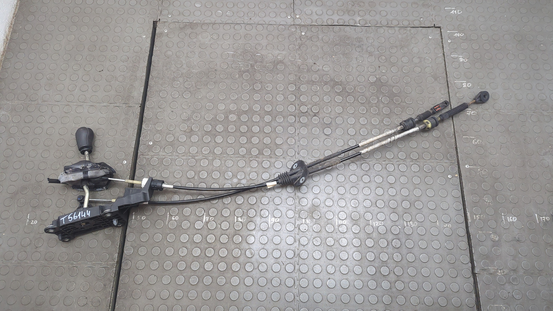 Кулиса МКПП / АКПП