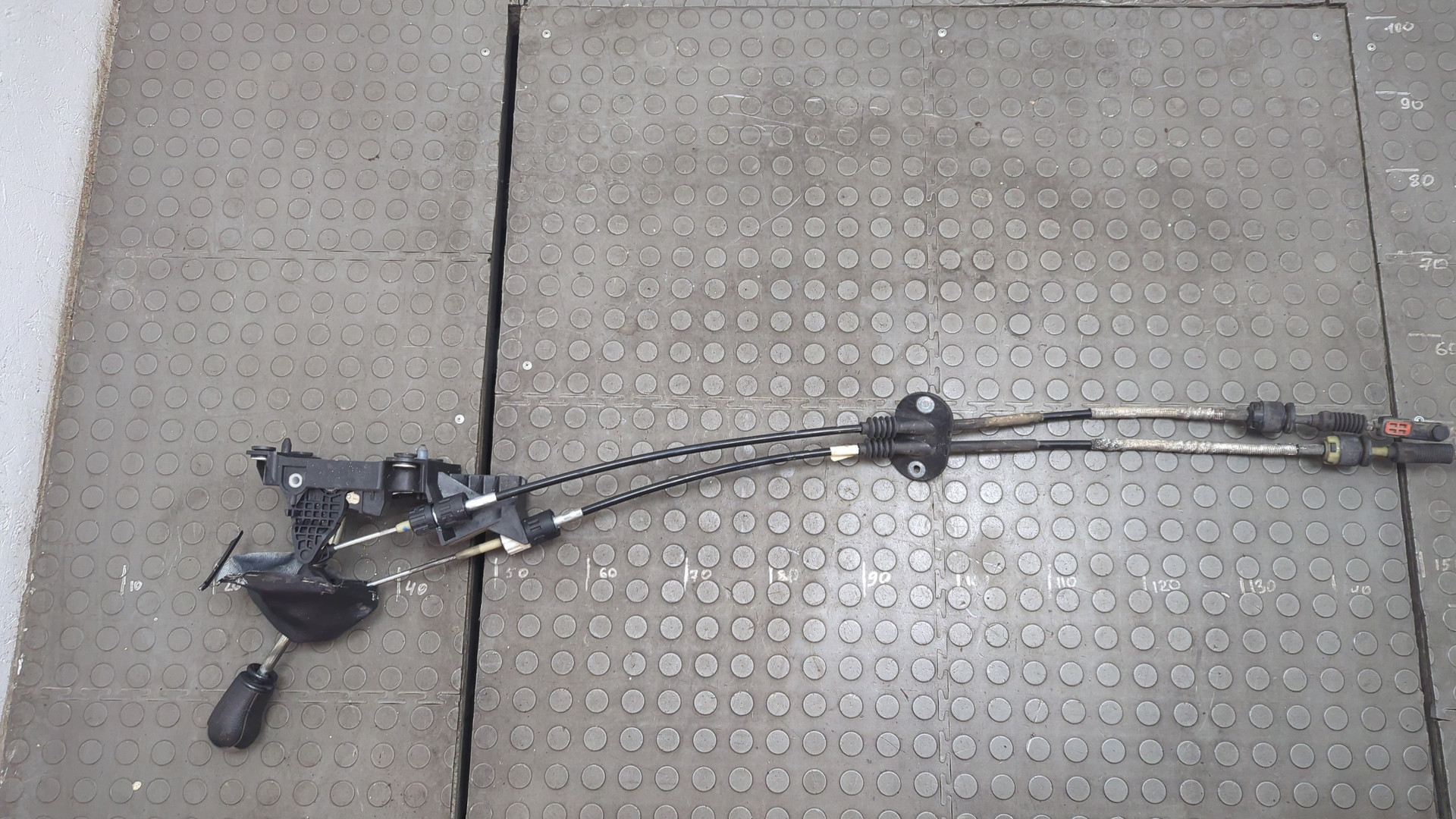 Кулиса МКПП / АКПП