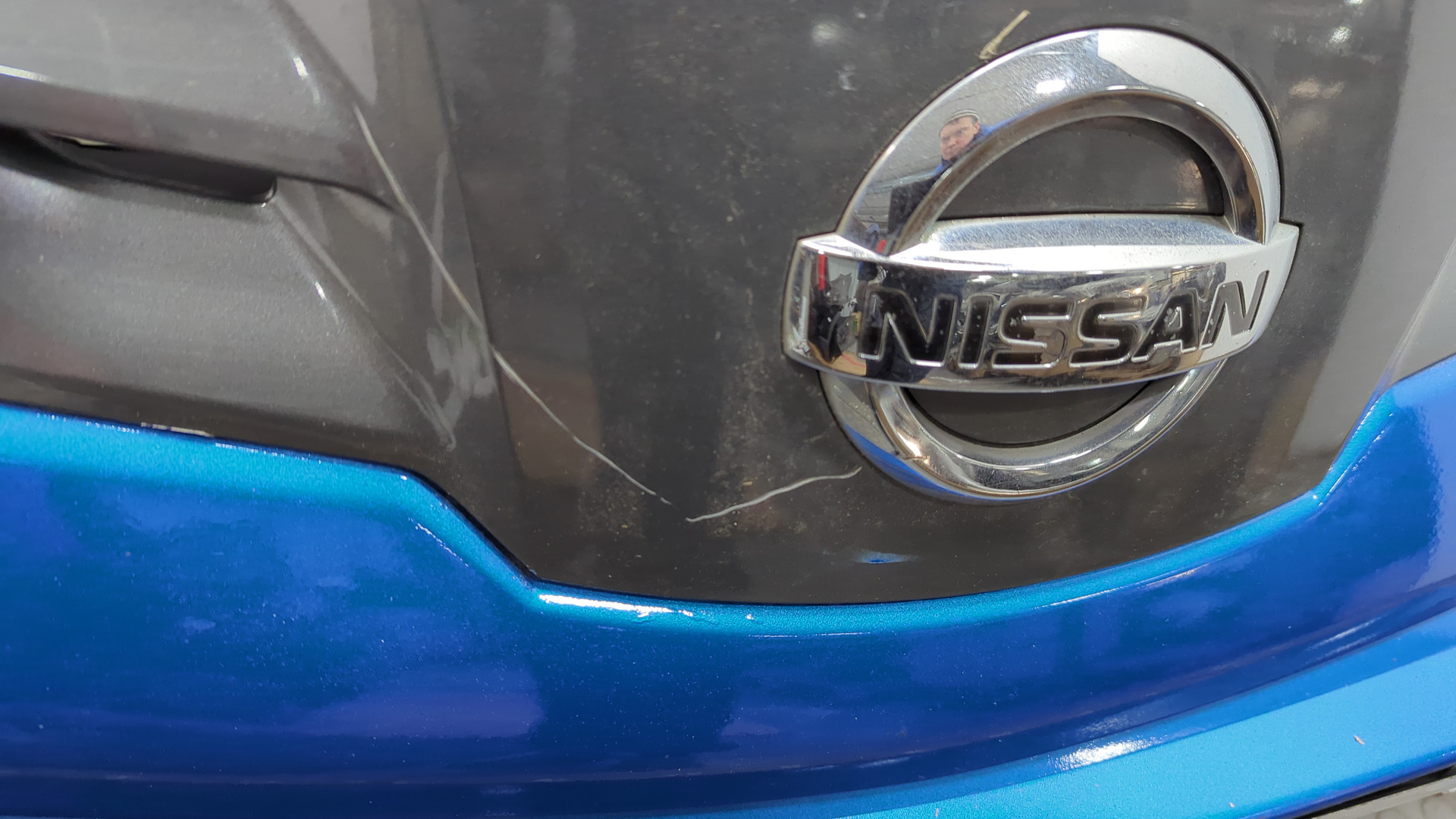 Бампер передний