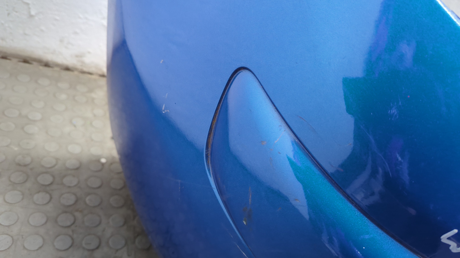 Бампер передний