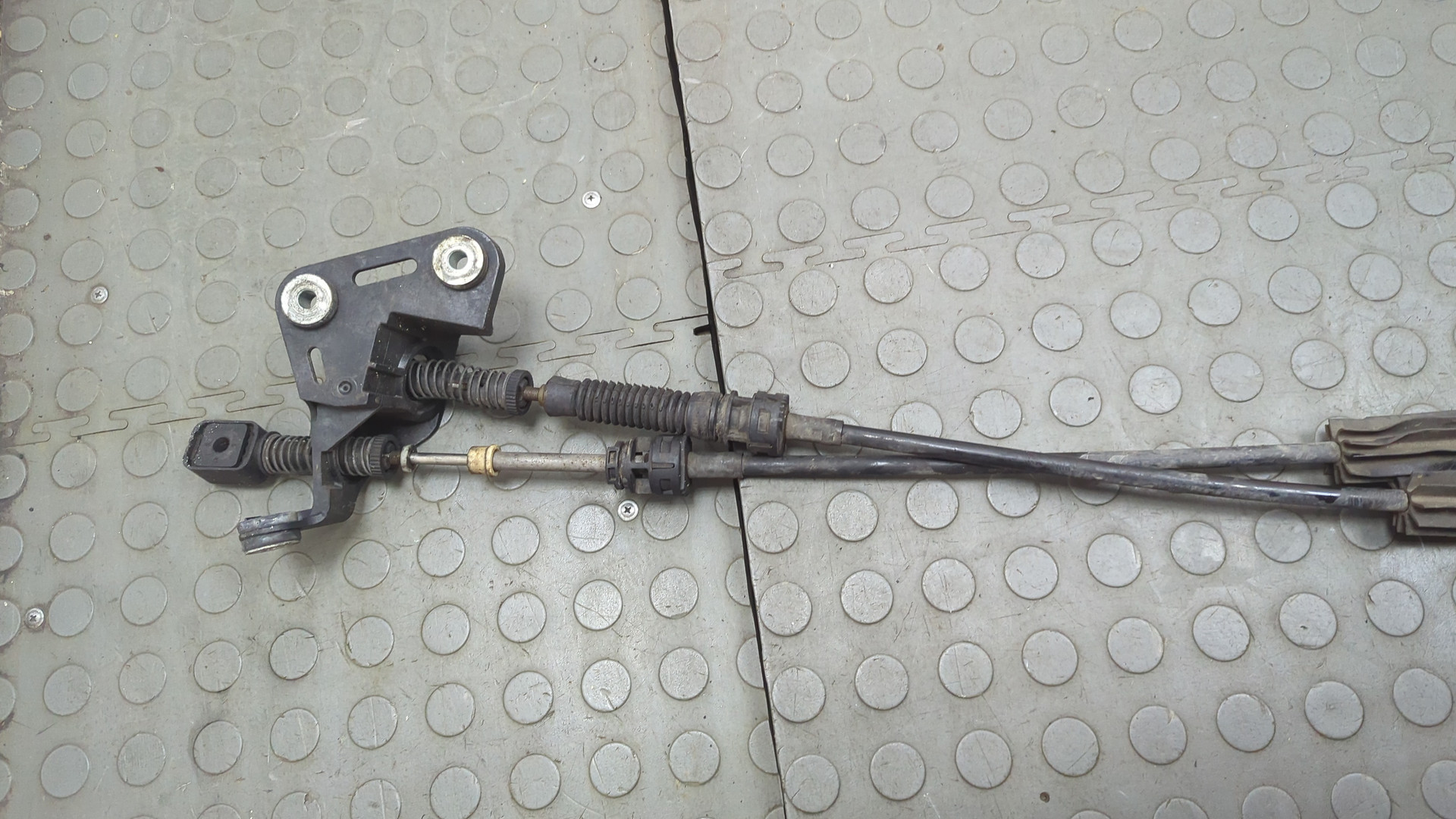 Кулиса МКПП / АКПП