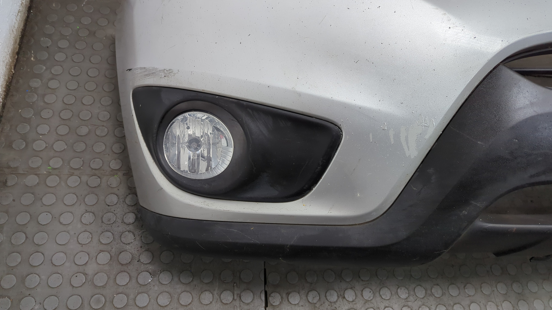 Бампер передний