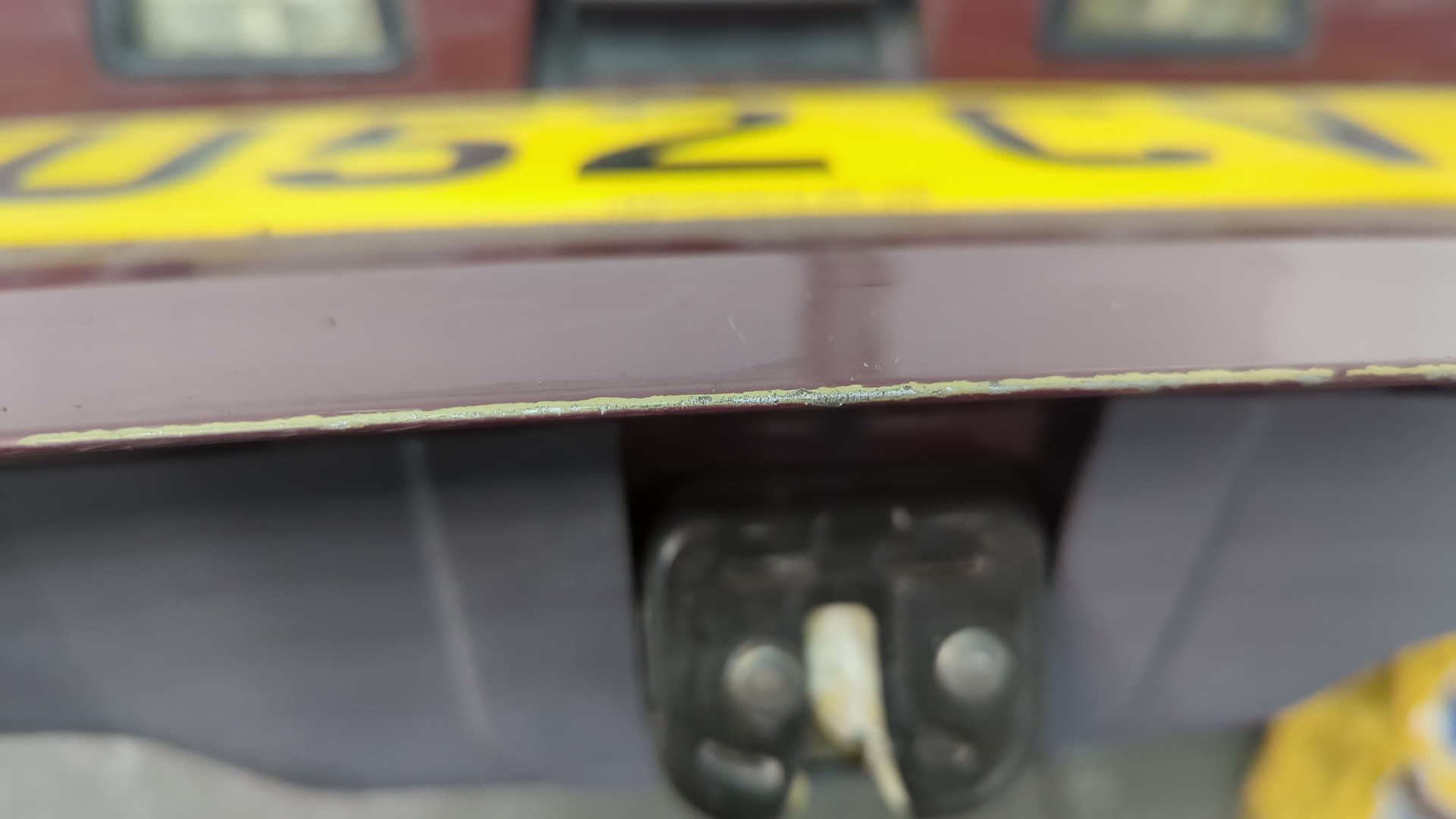 Дверь багажника