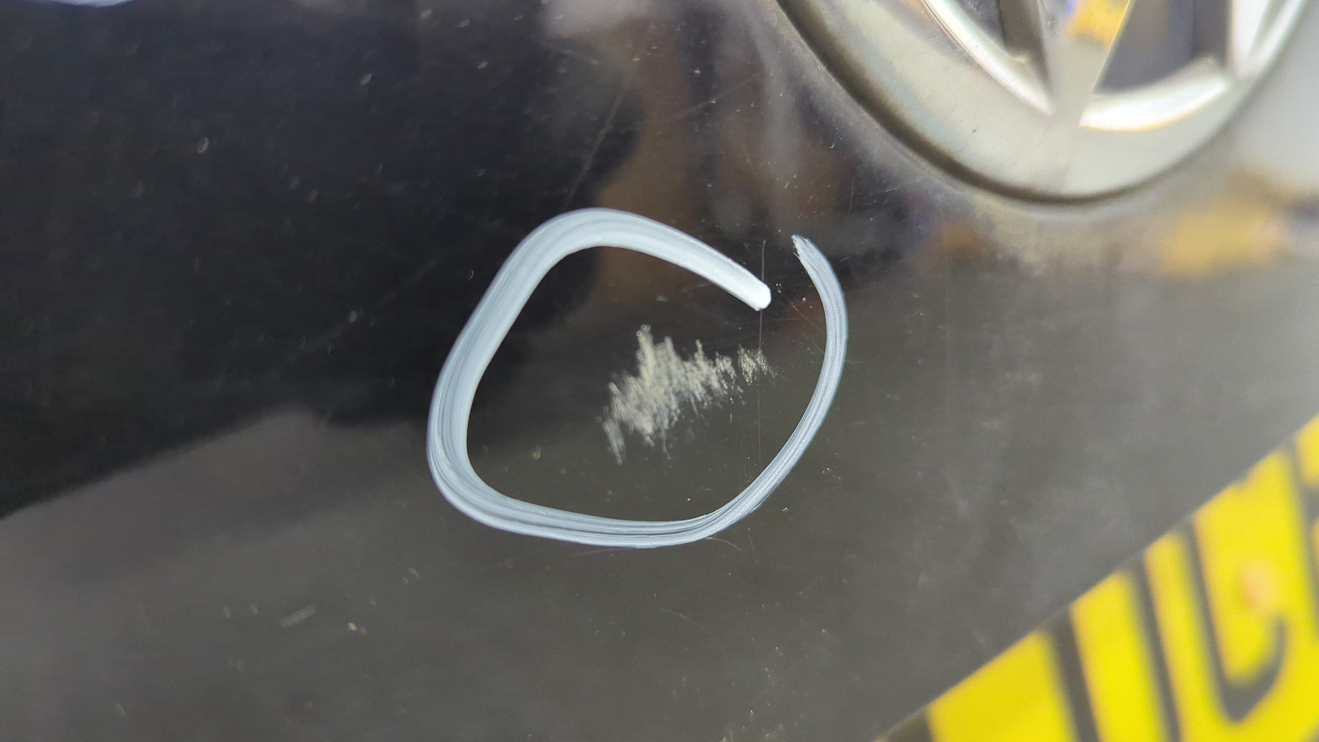 Дверь багажника