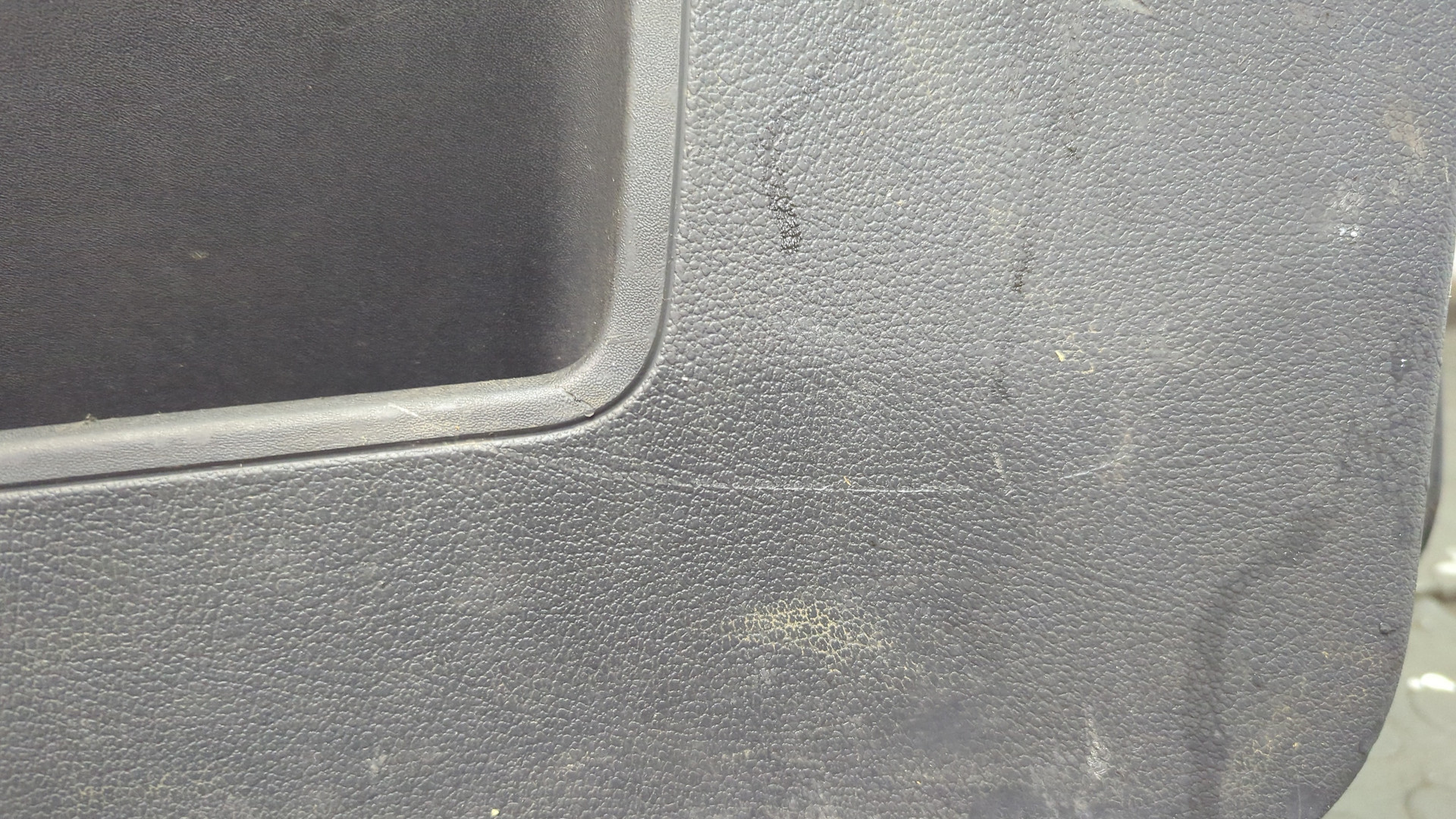 Дверь багажника