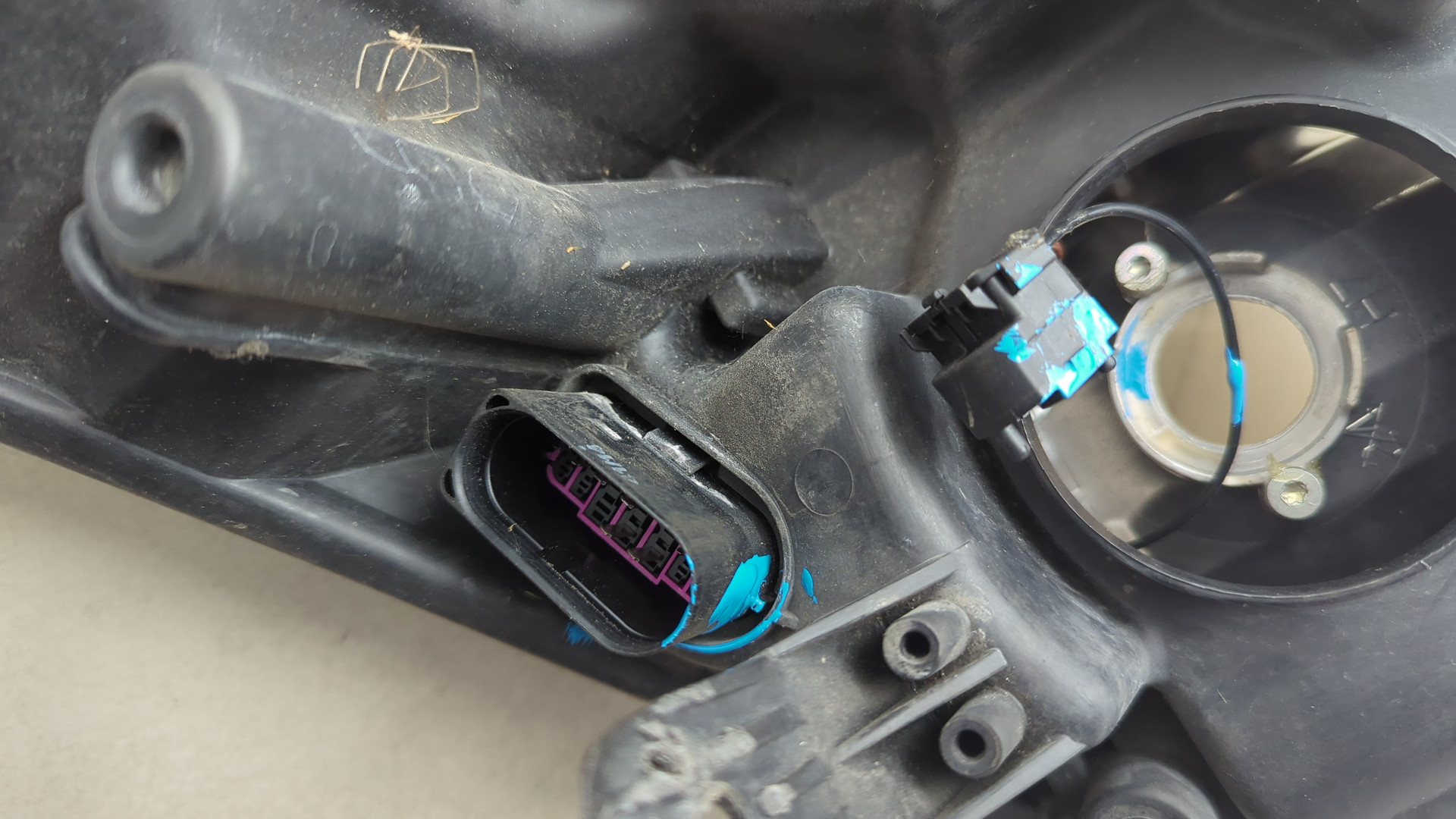 Фара правая