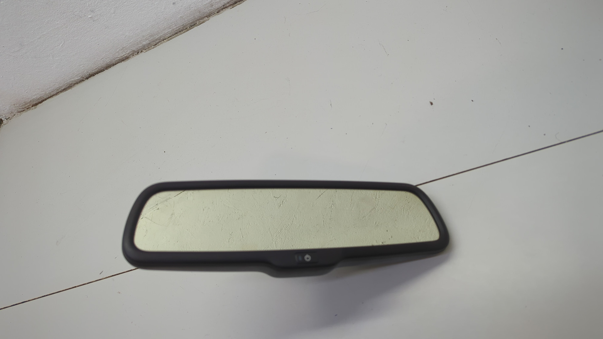 Зеркало заднего вида