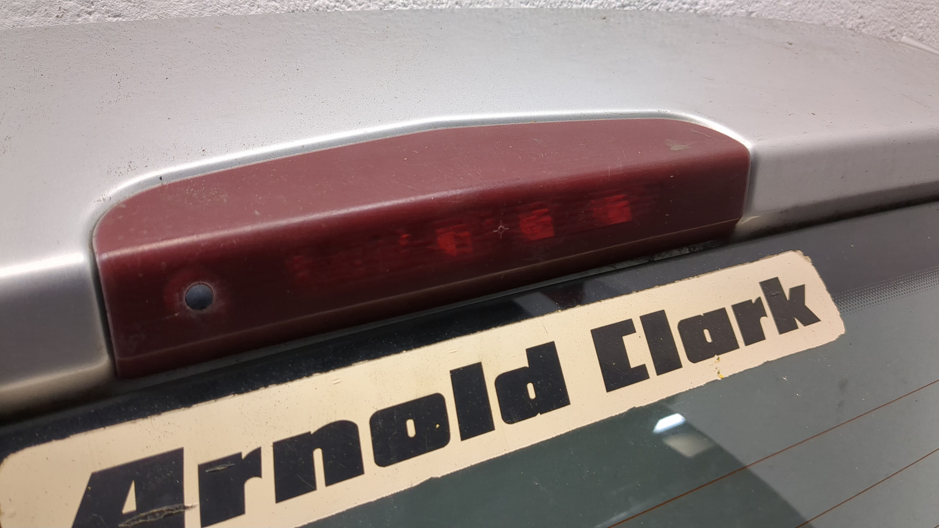 Дверь багажника