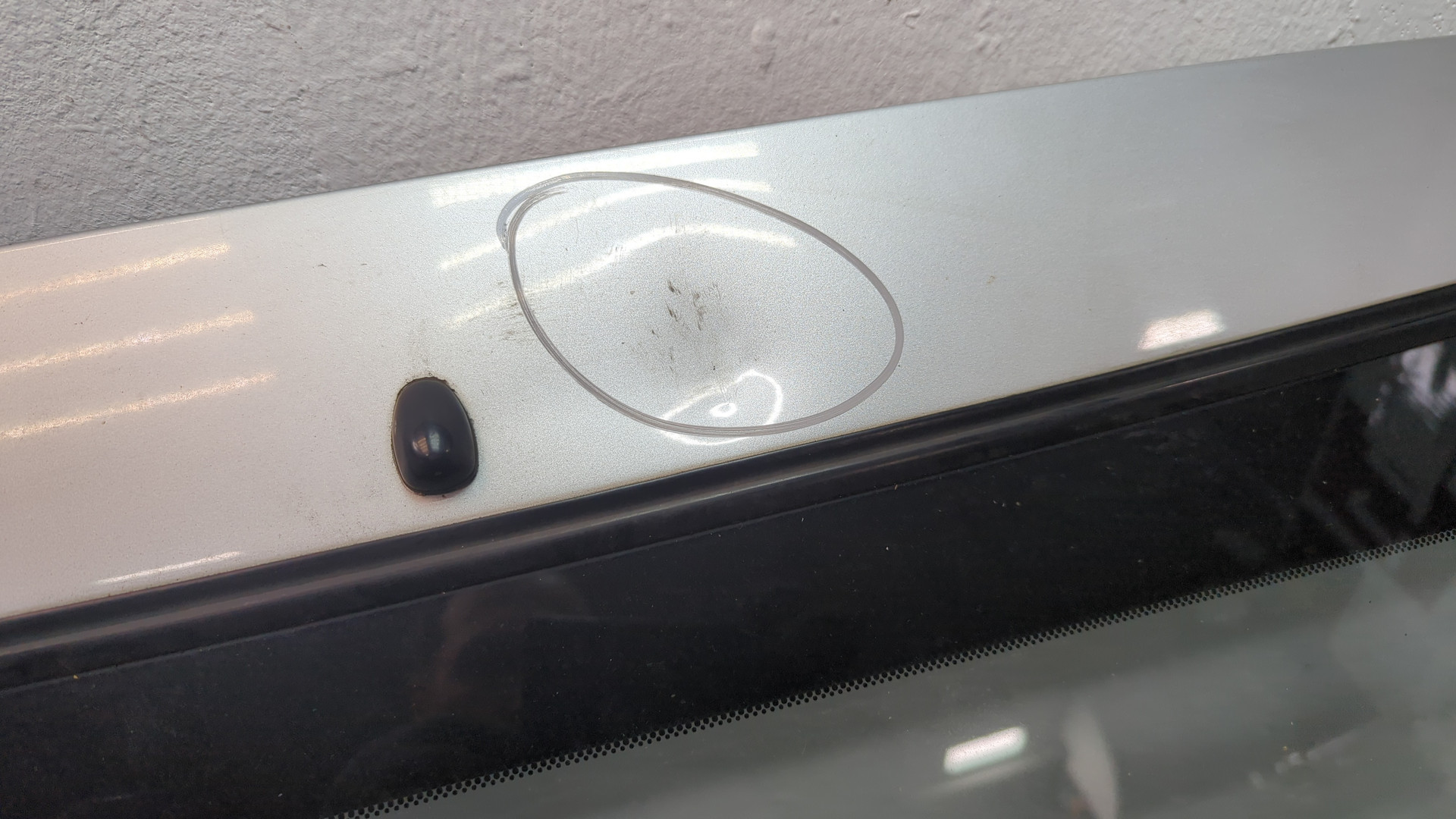 Дверь багажника