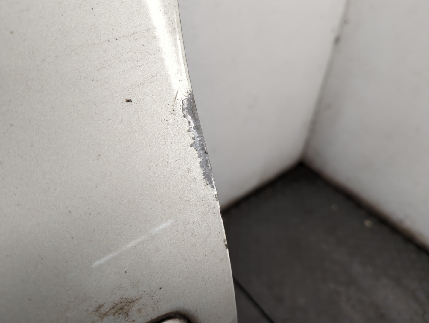 Дверь передняя левая