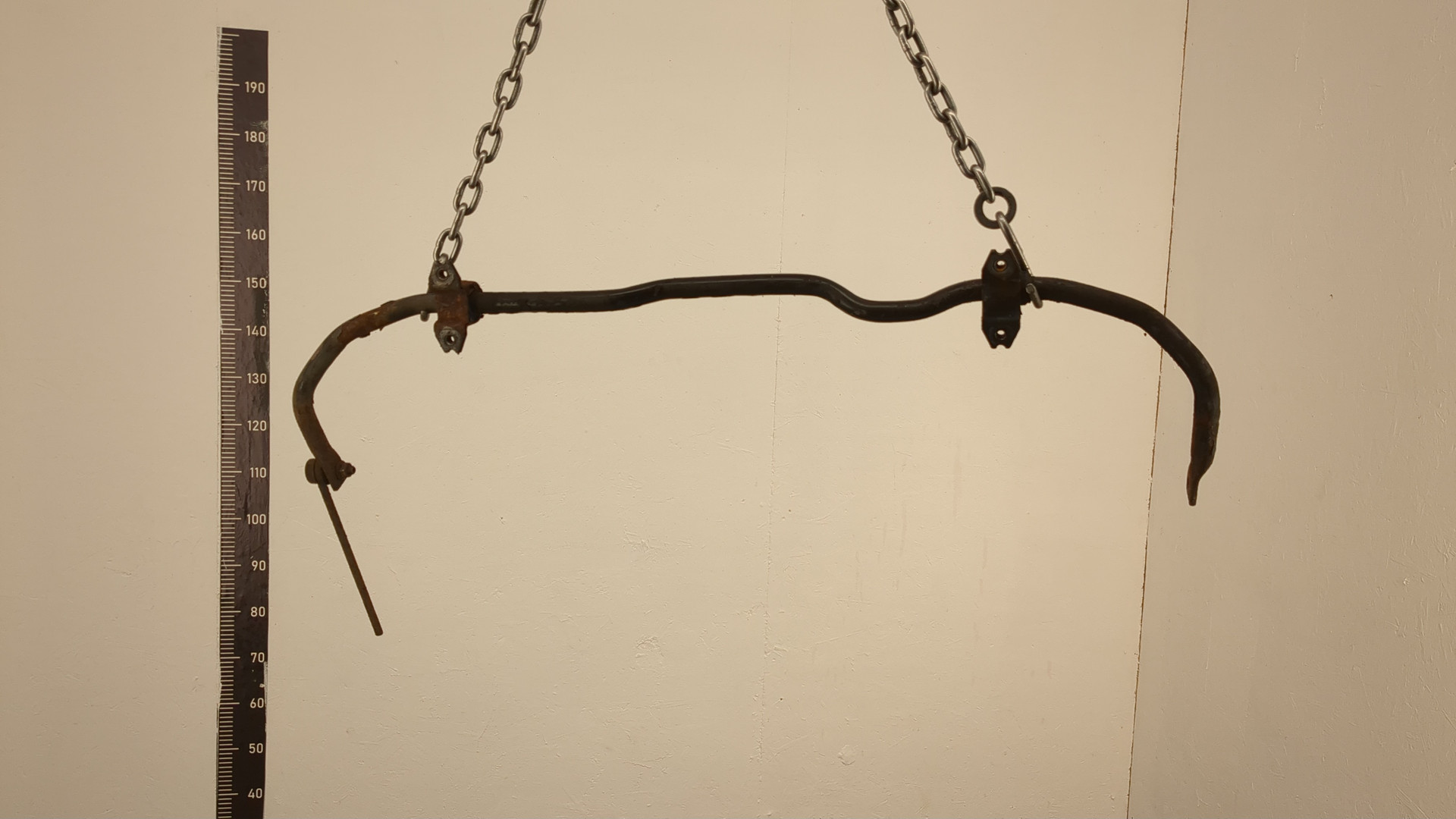 Стабилизатор передний