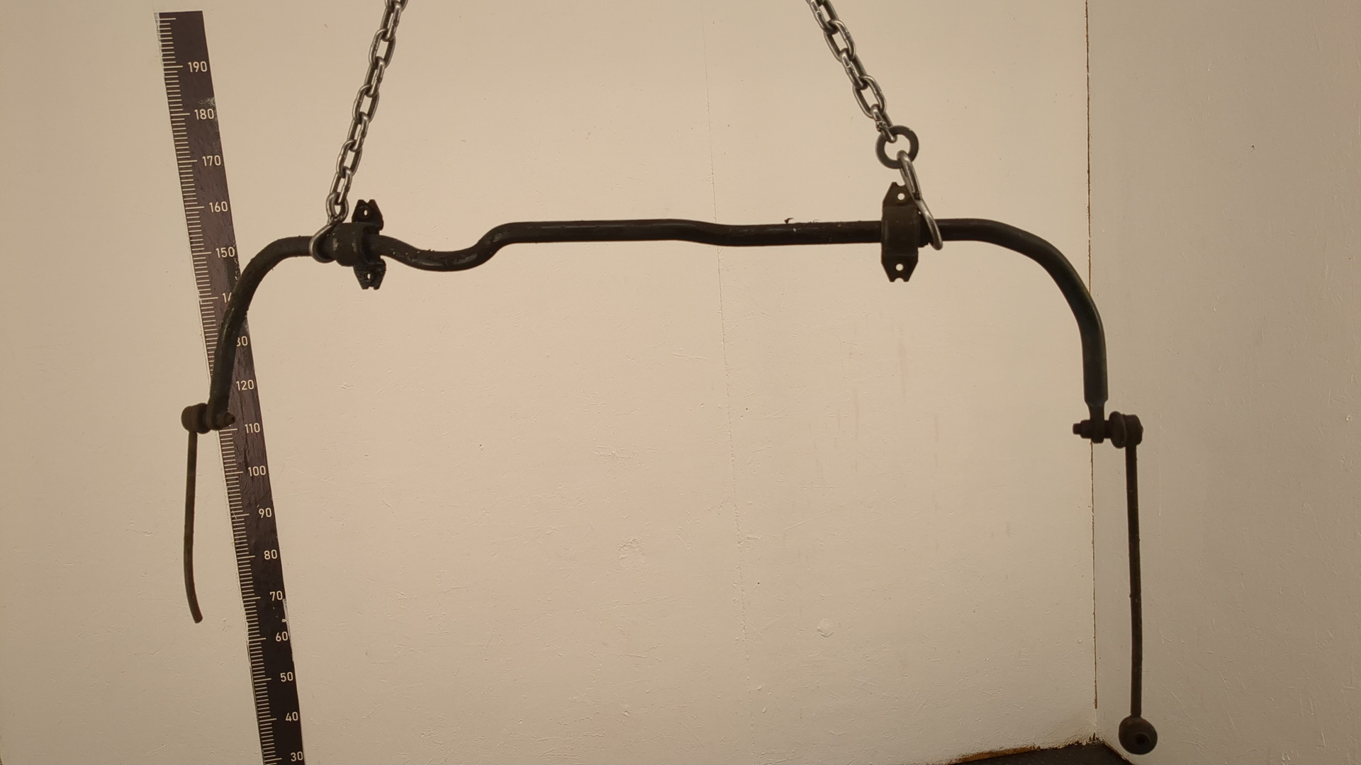 Стабилизатор передний