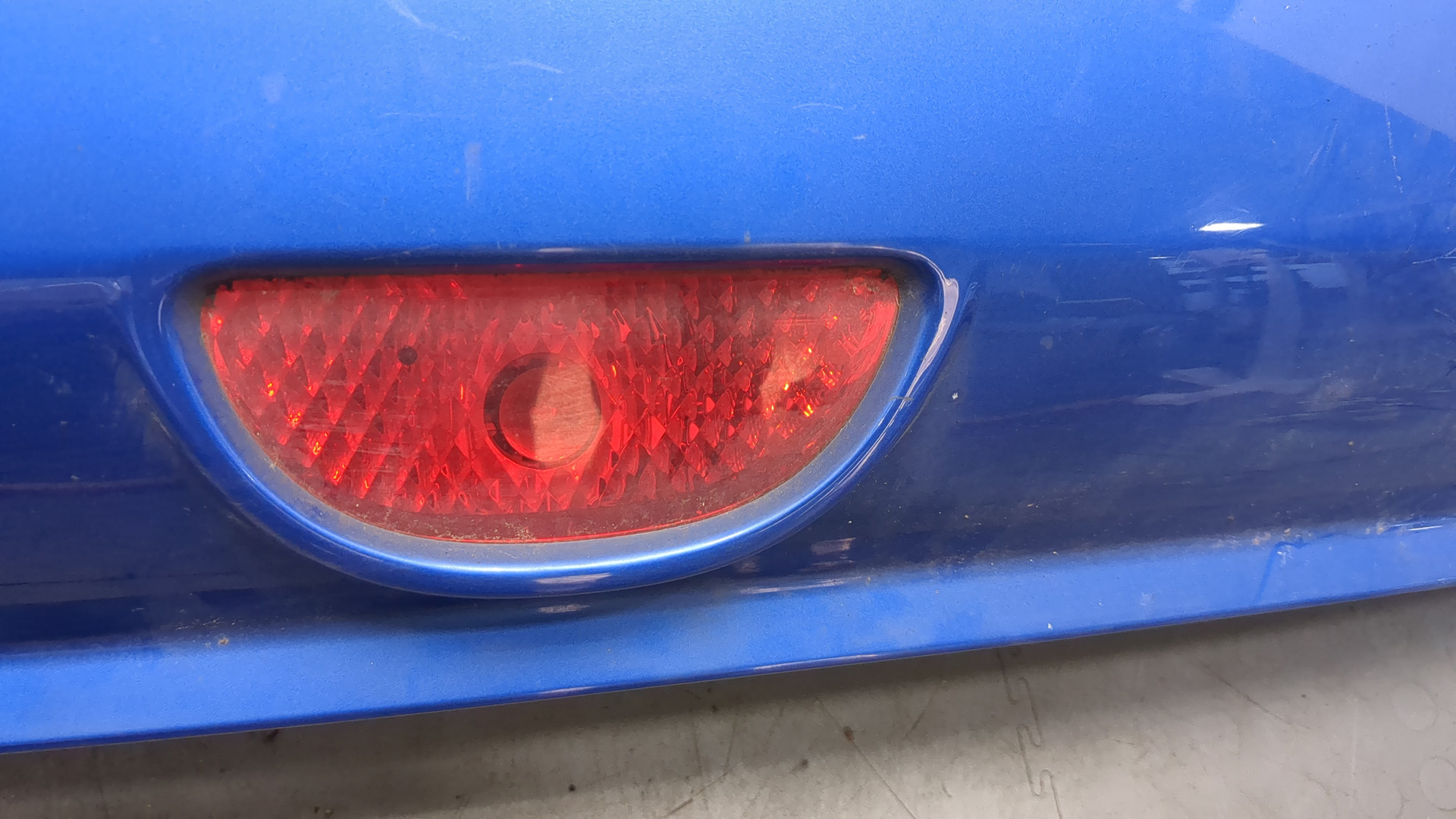 Бампер задний