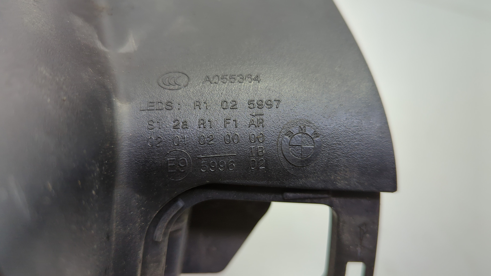 Фонарь задний левый