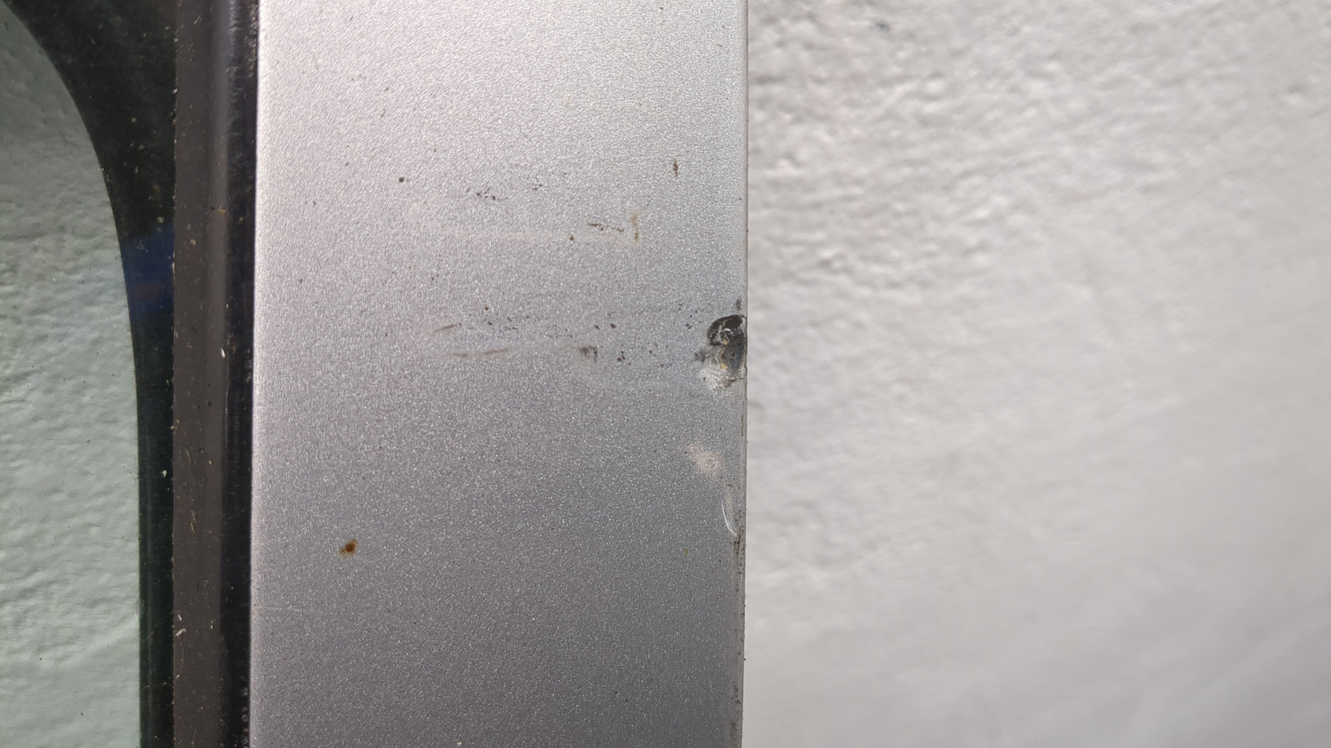 Дверь передняя левая