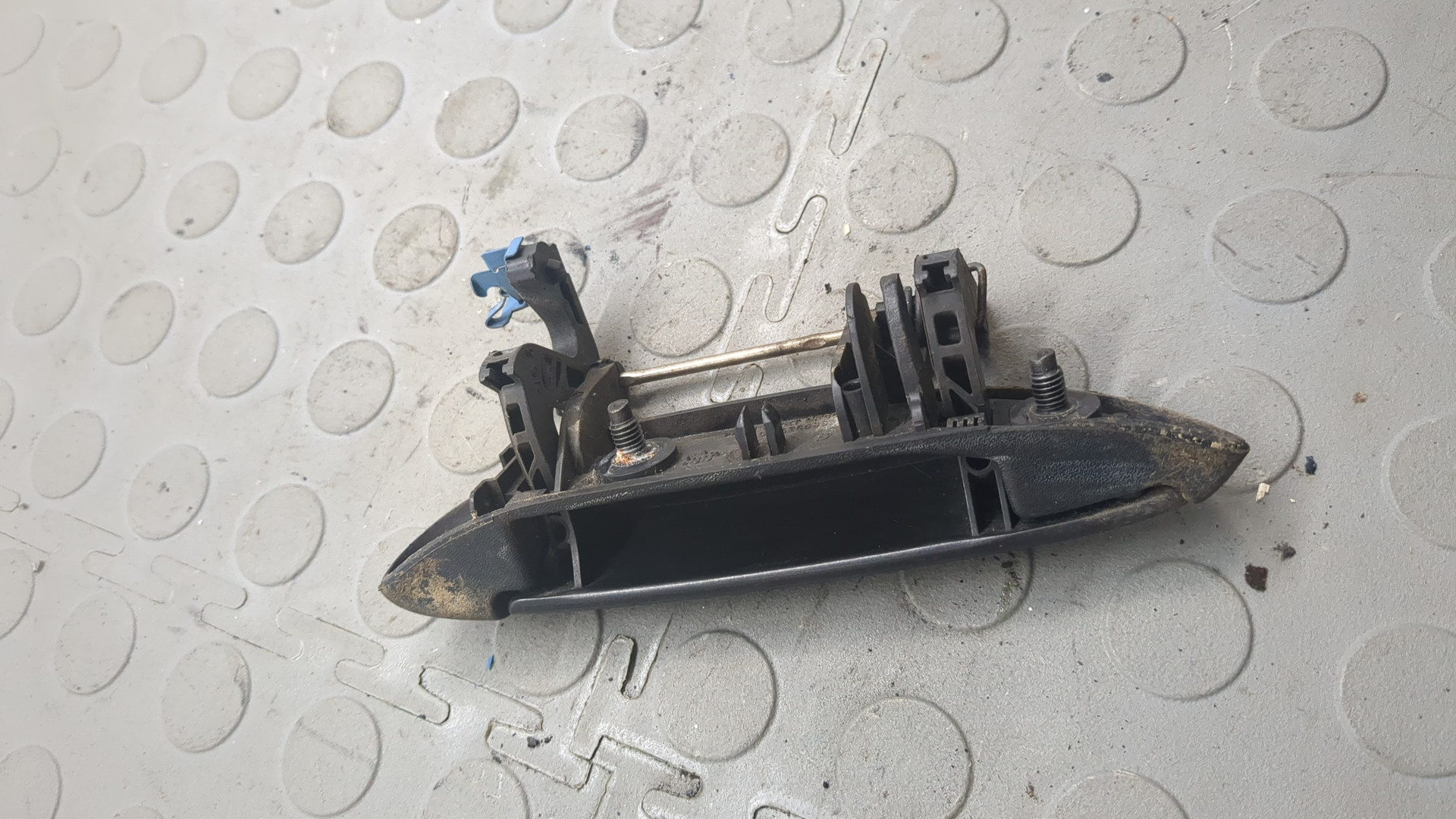 Ручка двери наружная