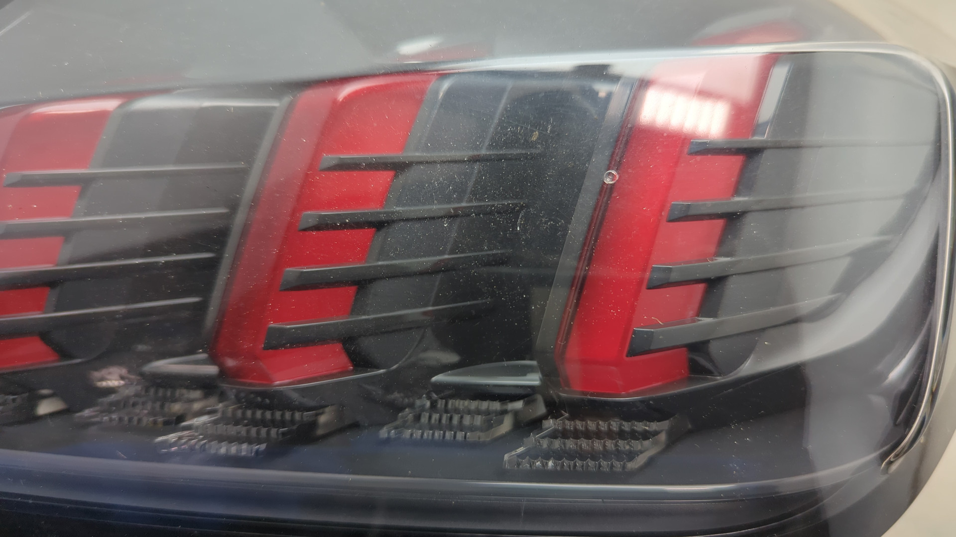 Фонарь задний правый