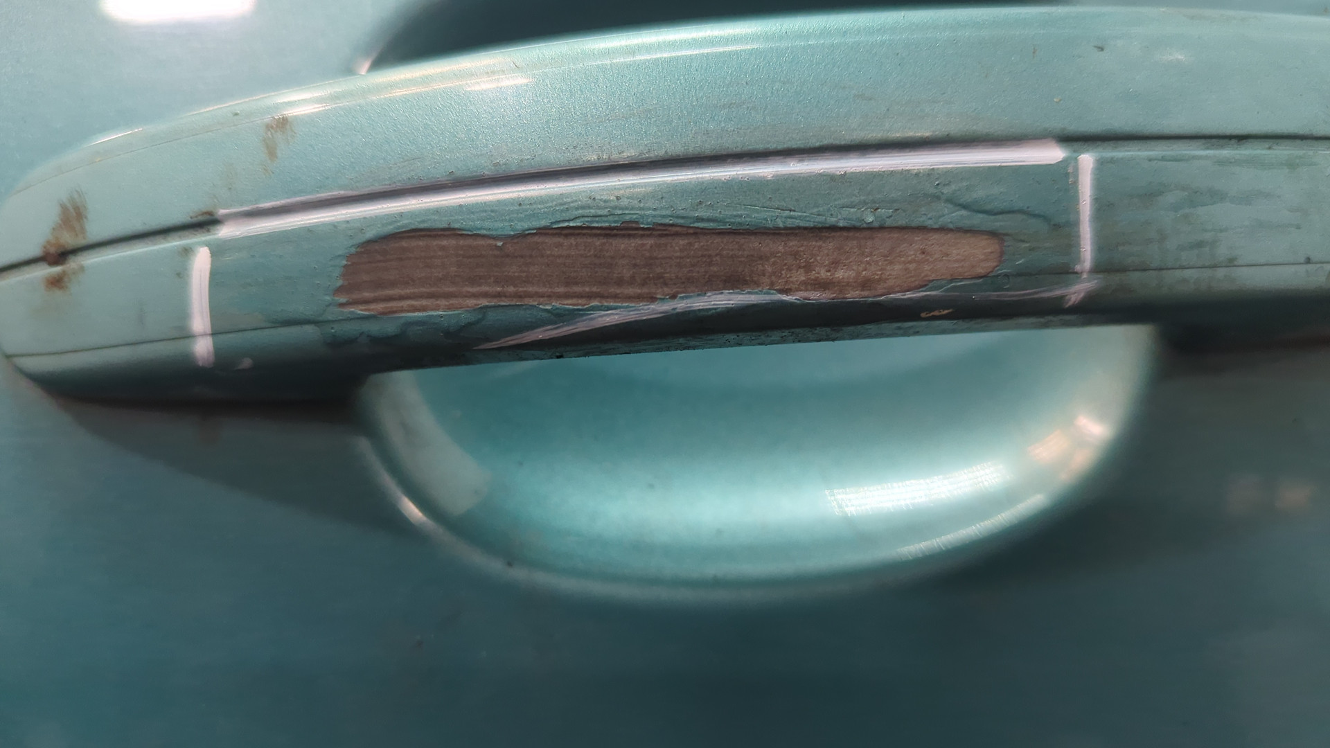 Дверь передняя левая