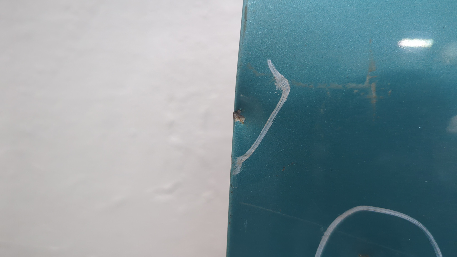 Дверь передняя левая