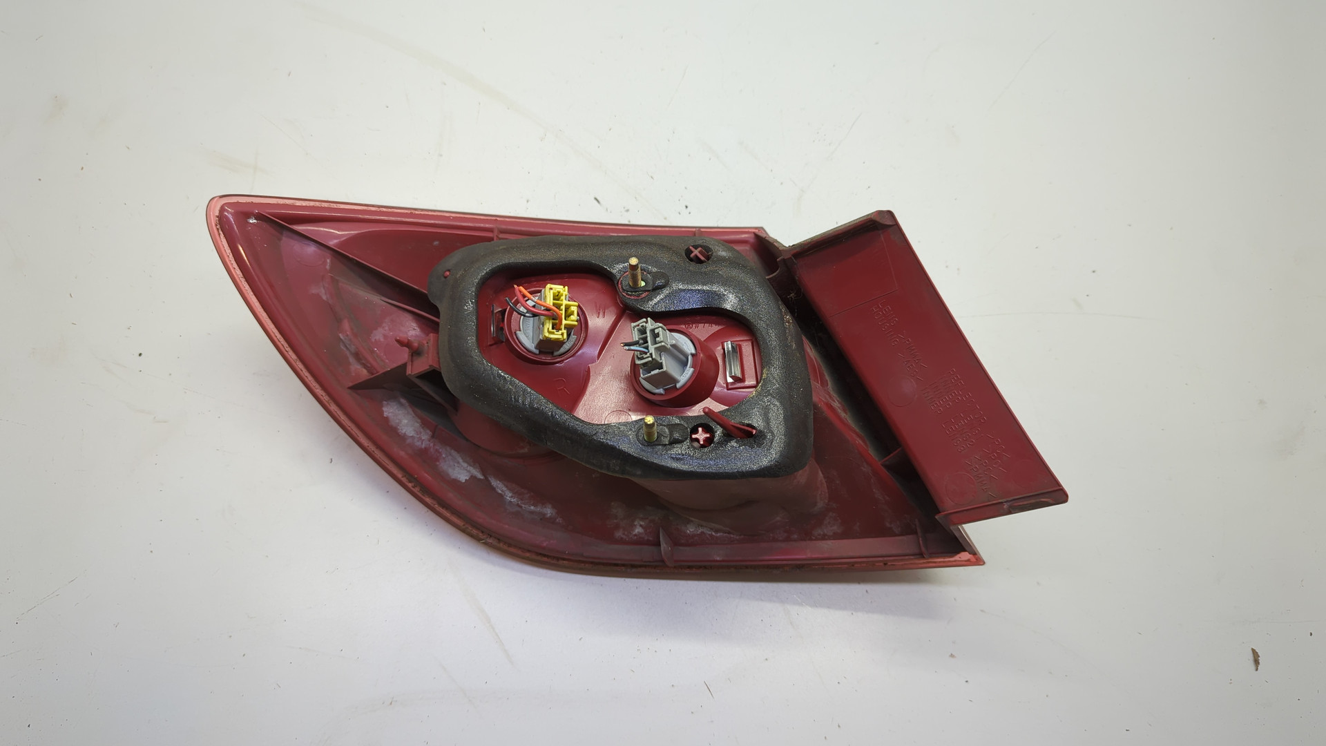 Фонарь задний правый